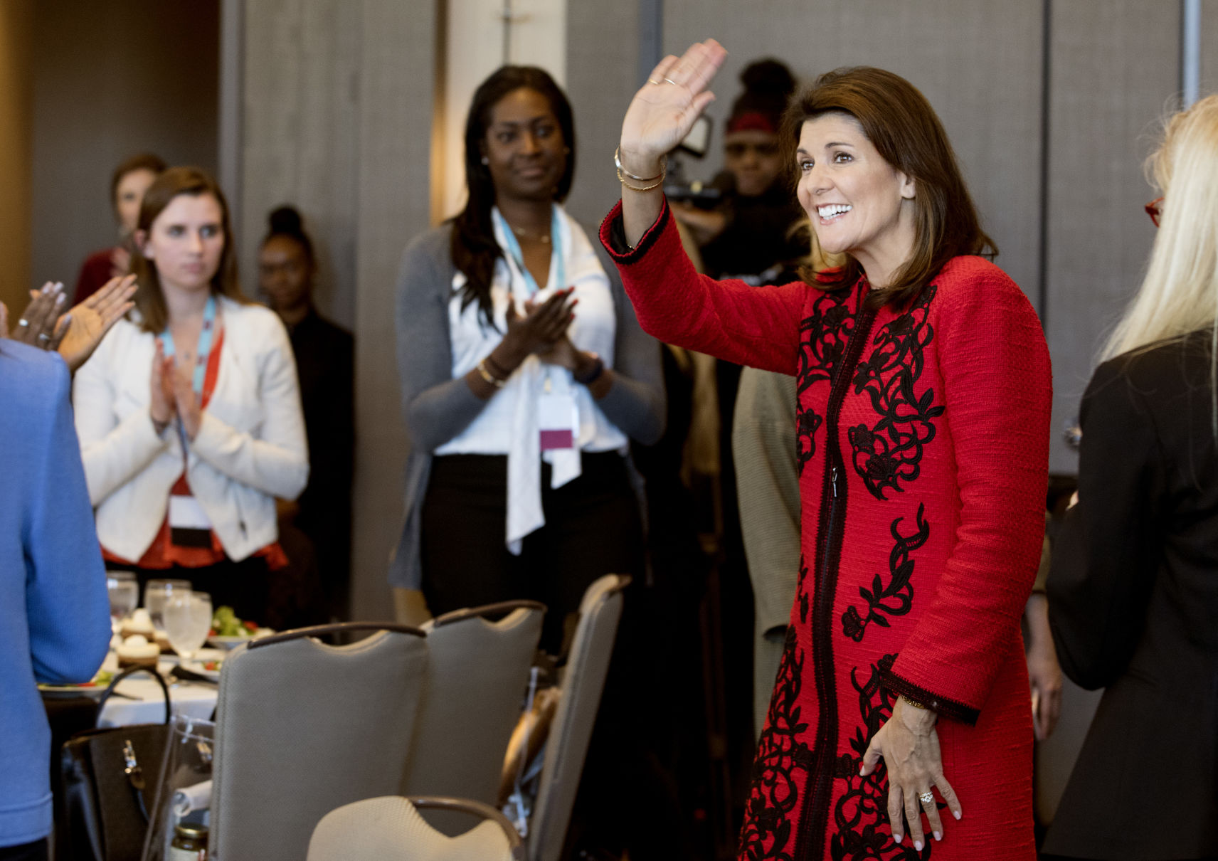 haley wave.jpg